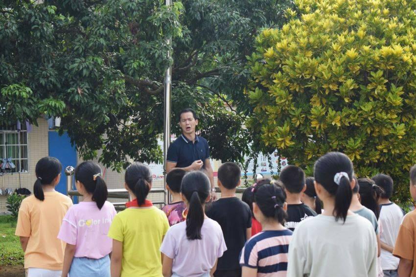 里夫斯得票详情：球迷票数第10 但球员&媒体0票 综合西部后场第25