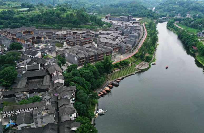 营造优质环境 增强发展信心 重庆市璧山区工商联召开十二届四次执委会